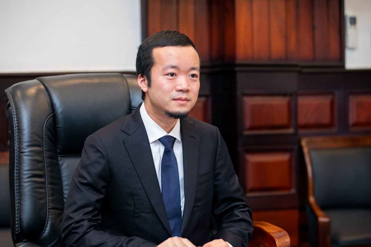 Cambodia Philanthropist and Business Leader Neak Oknha Chen Zhi